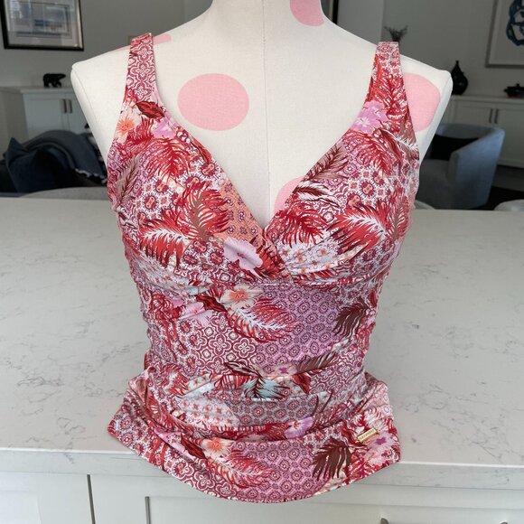 Sunseeker Bohemian Beauty Persian Red Plus Cup Tankini Top 6US/8CAD NWOT - Picture 1 of 15